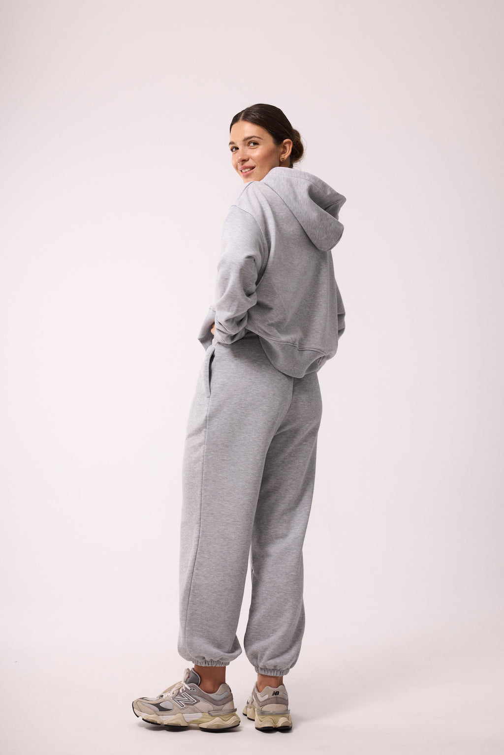 EVERYDAY HOODIE IRIS MELANGE GREY