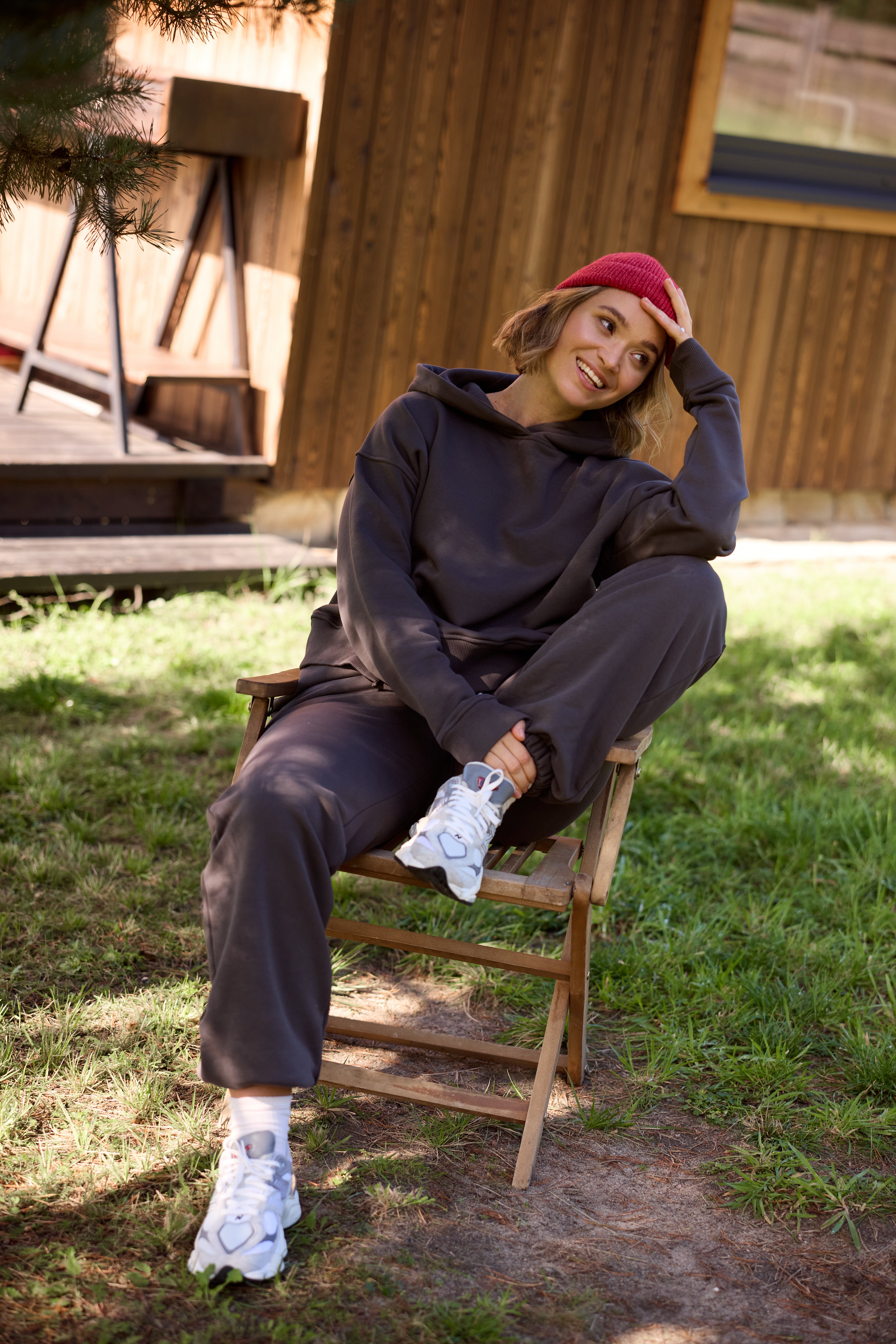 EVERYDAY HOODIE NOVA DARK CHOCOLATE