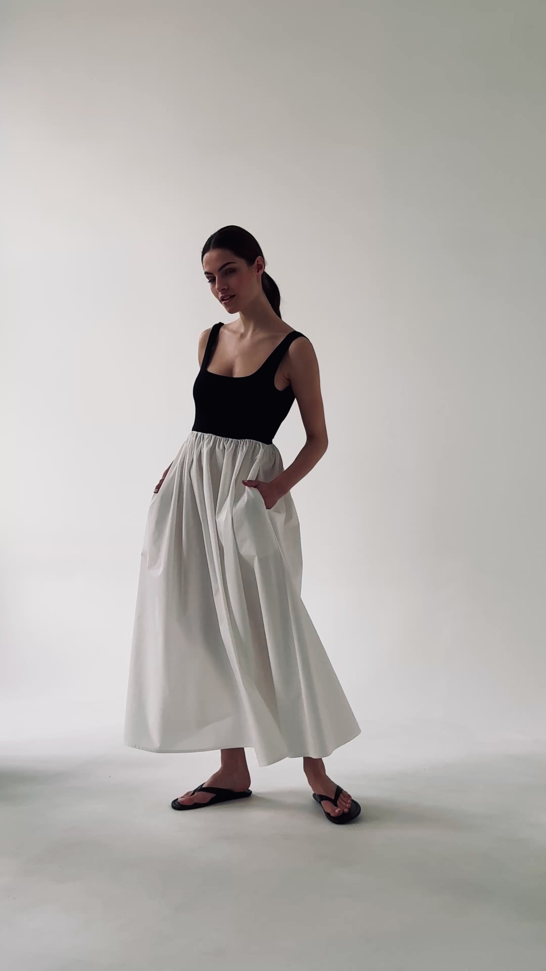 ATRANI KLEID SCHWARZ / OFF WHITE