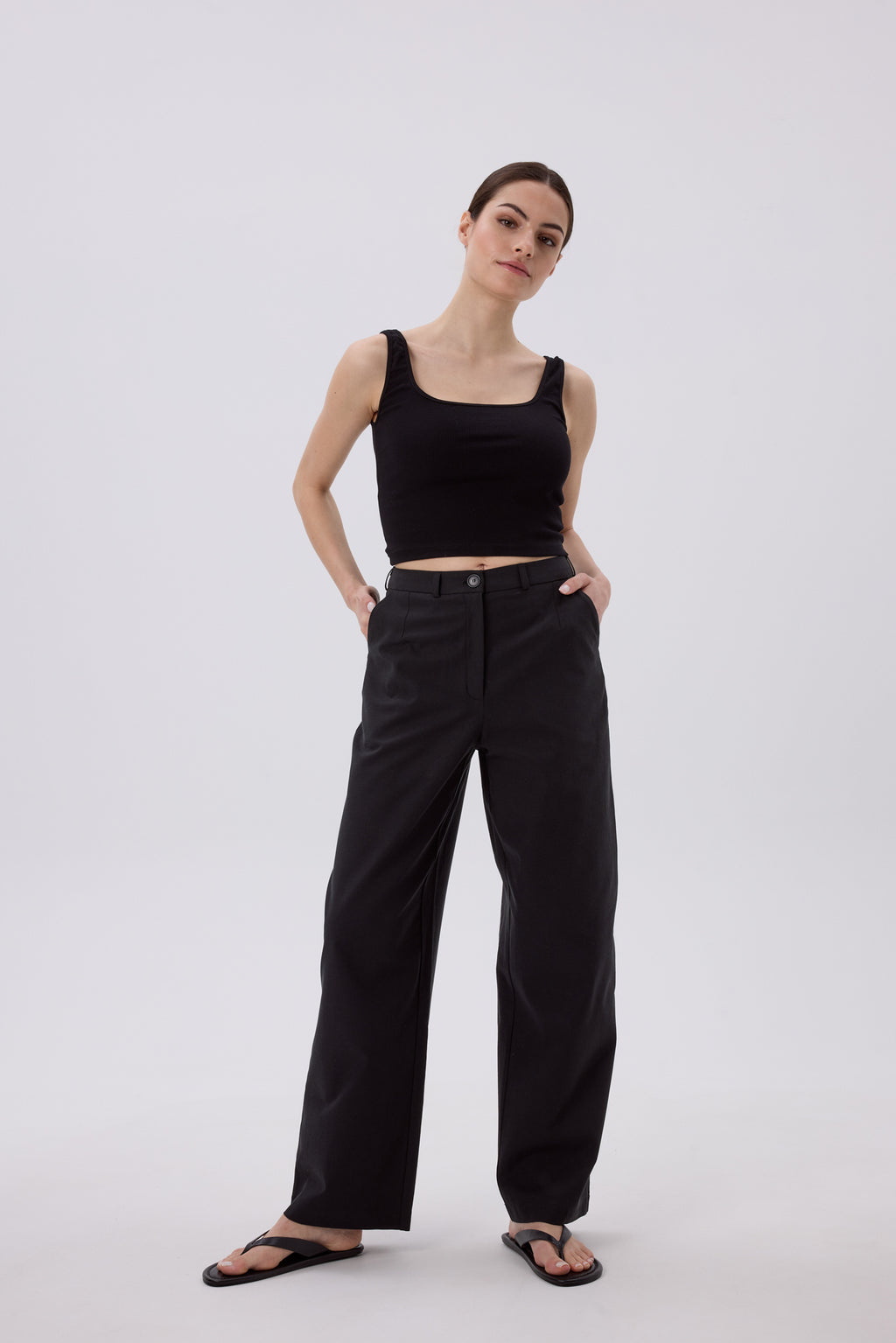 HOSE AUS LYOCELL-MIX SCHWARZ