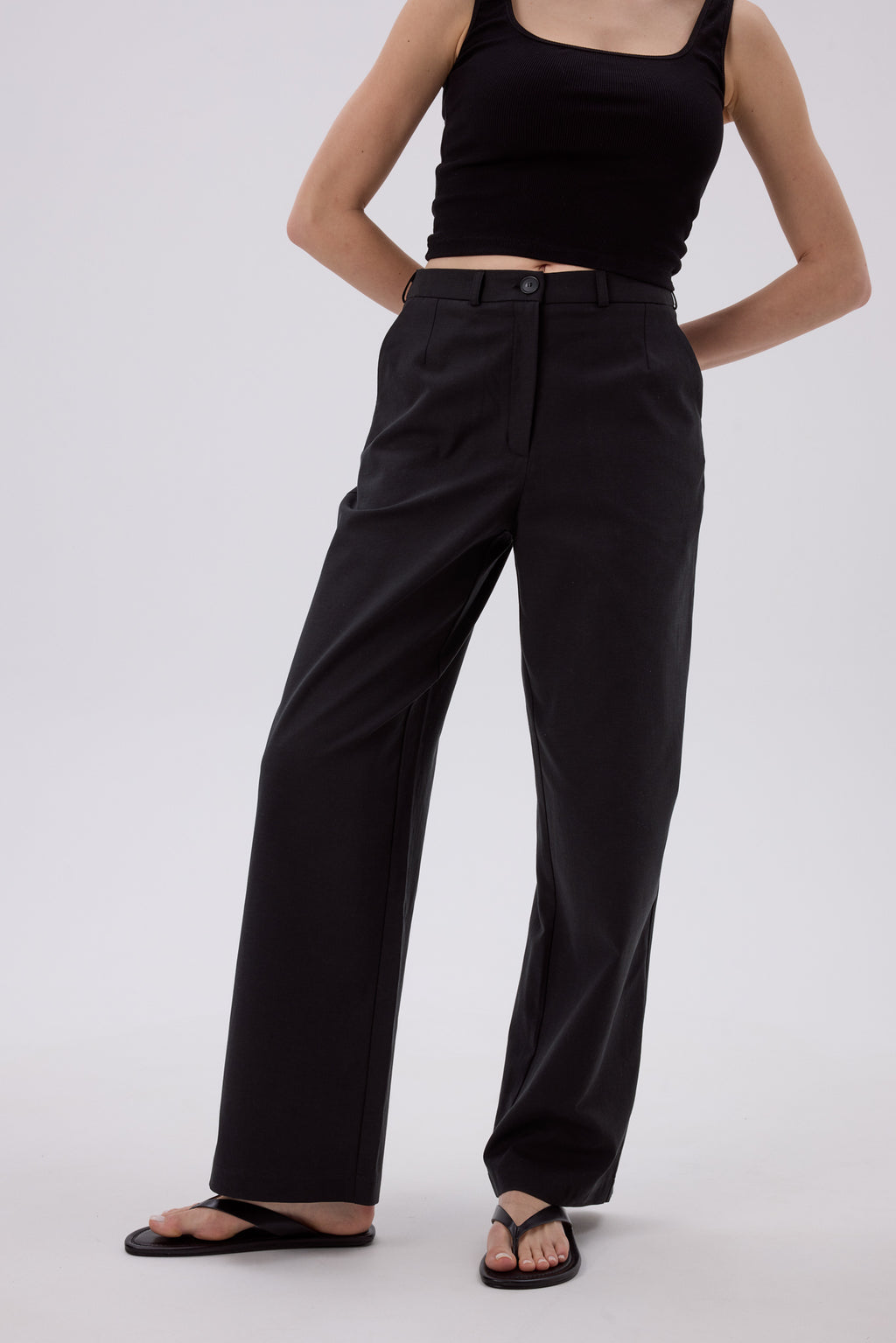 HOSE AUS LYOCELL-MIX SCHWARZ