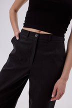 HOSE AUS LYOCELL-MIX SCHWARZ