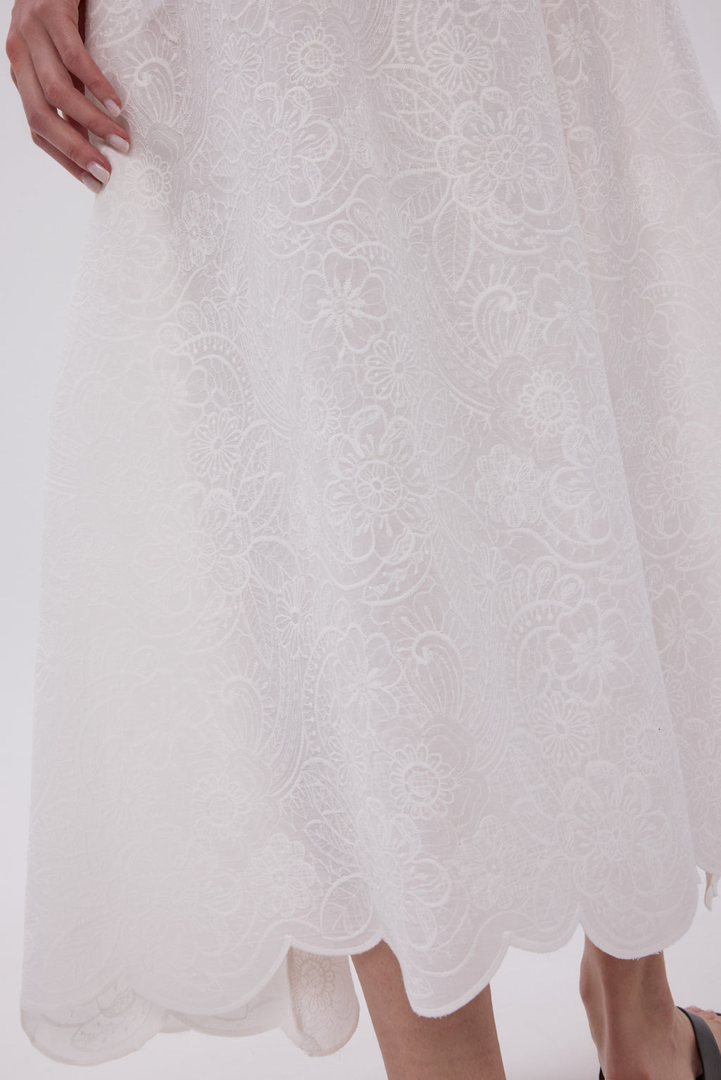 FLORENZ MAXIROCK AUS BESTICKTER BAUMWOLLE